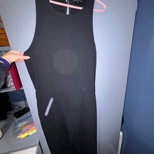 Babaton Black Sleeveless Top